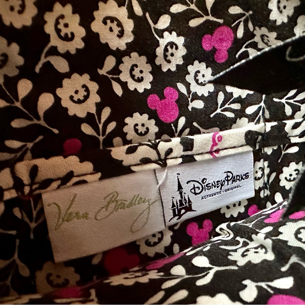 Vera Bradley Disney Hipster in Mickey Meets Birdie pattern- RARE - Picture 7 of 8